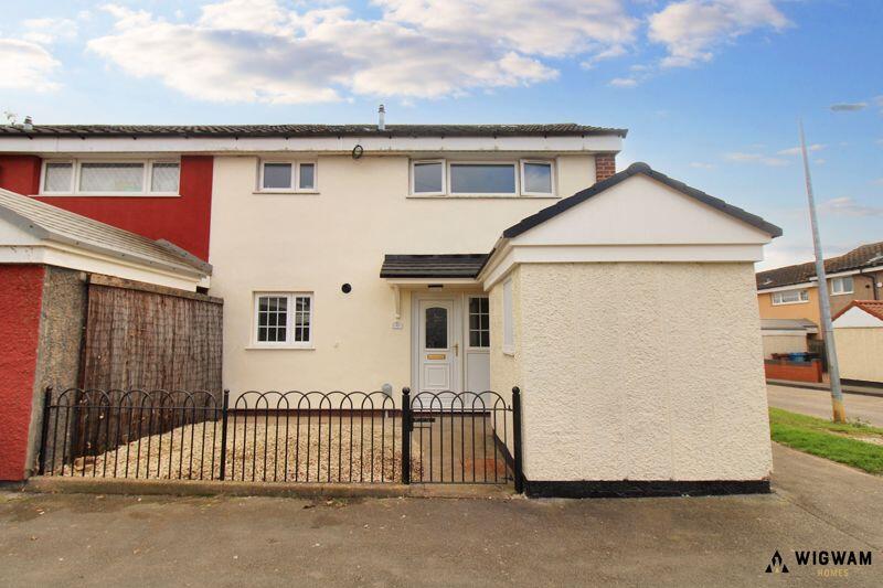 Main image of property: Topcliffe Garth, Hull, HU7
