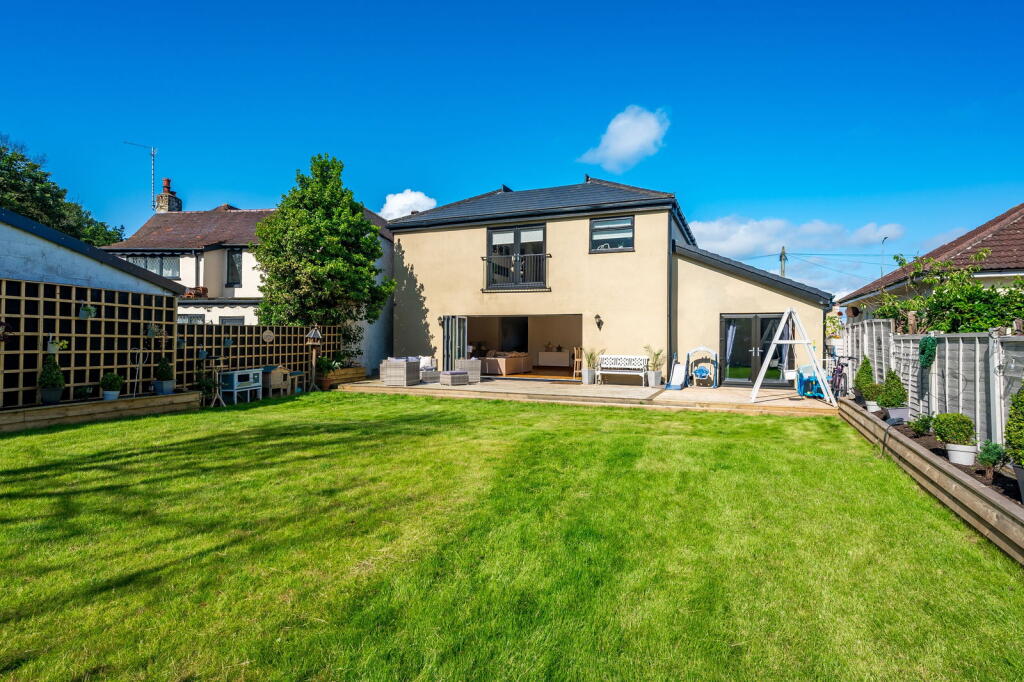 Main image of property: Fleetwood Road, Fleetwood, FY7 8BD