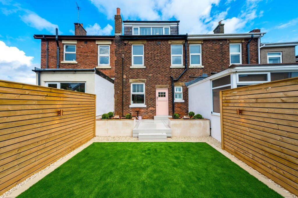 Main image of property: The Nook, Staining, Blackpool, FY3 0DU