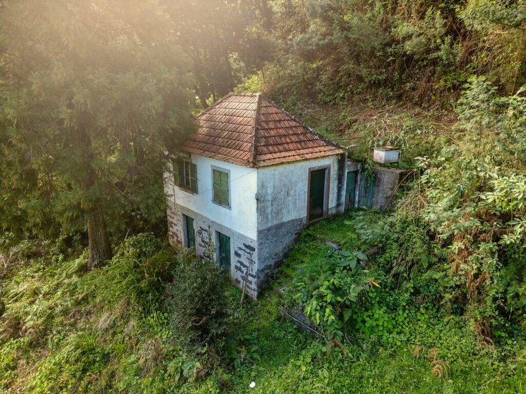 Main image of property: Concelho Santa Cruz, Madeira