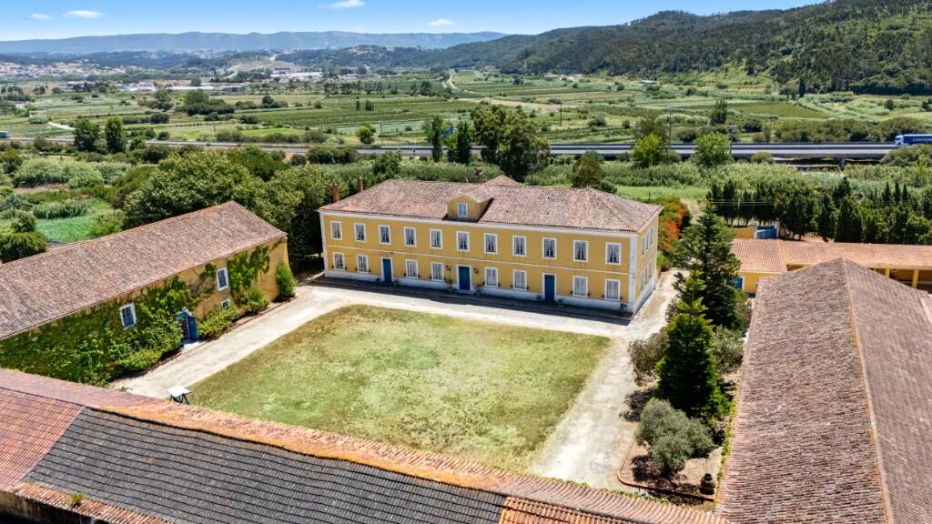 Main image of property: Nazaré, Estremadura