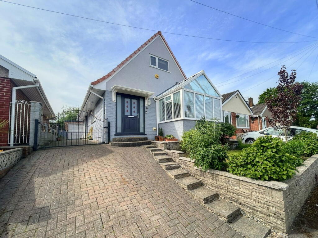 Main image of property: Heol Y Grug, Morriston, Swansea, SA6 6EN