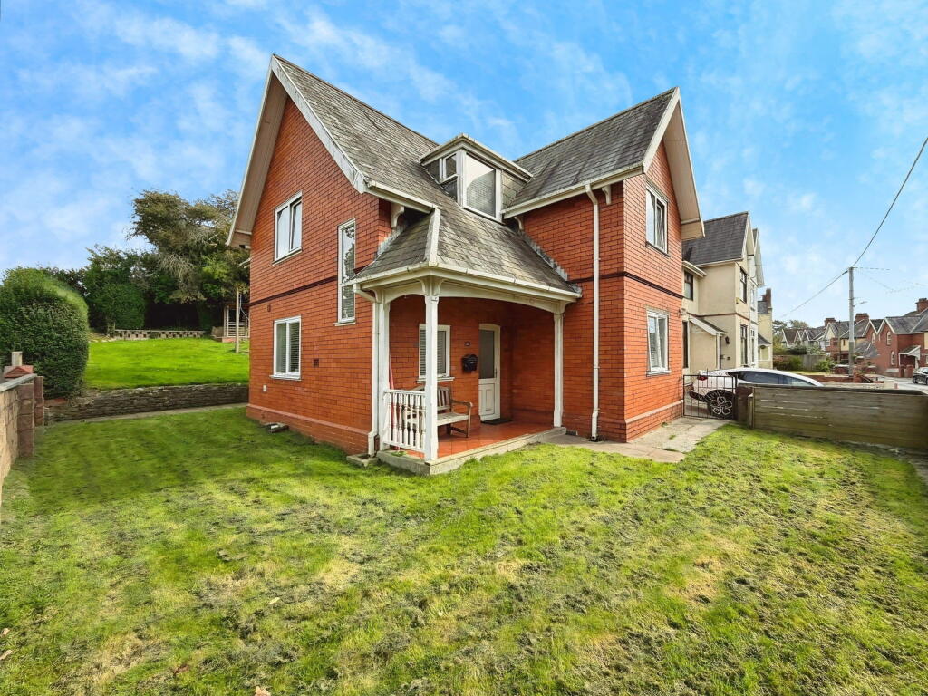 Main image of property: Kelvin Road, Clydach, Swansea, SA6 5JP