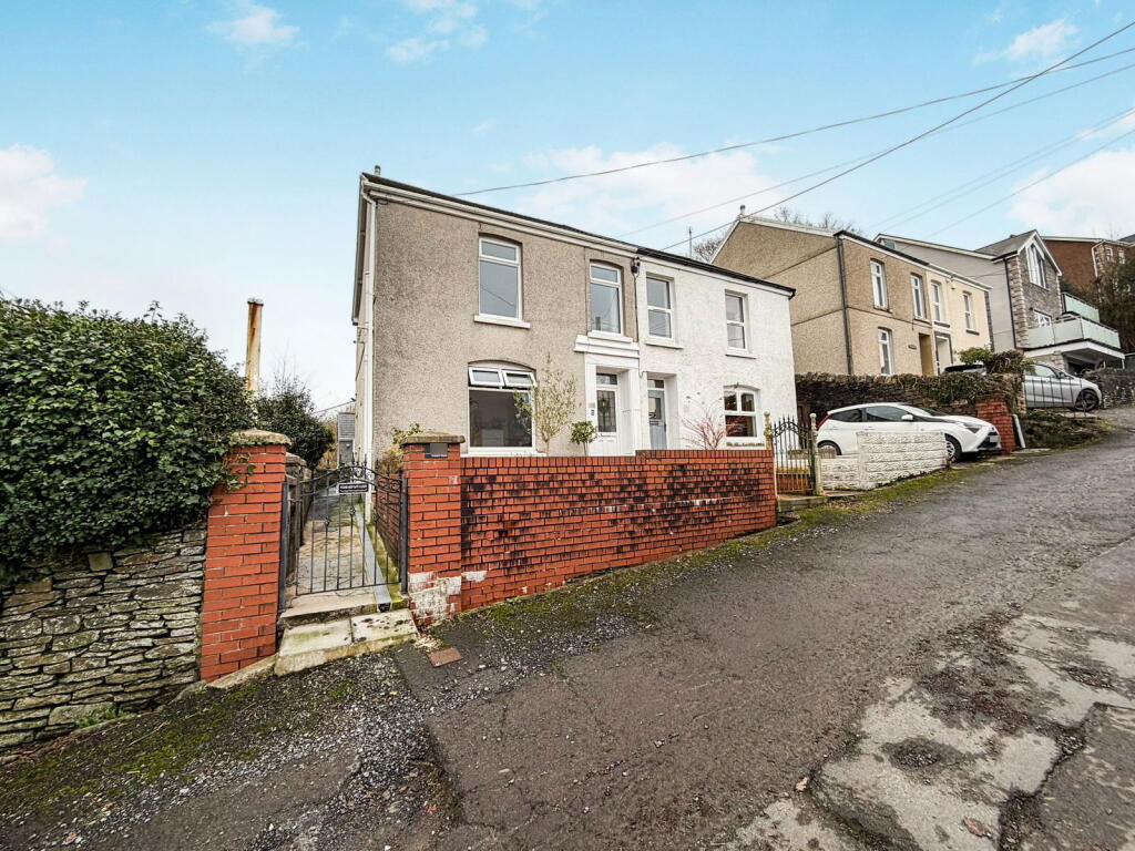 Main image of property: Goppa Road, Pontarddulais, Swansea, SA4 8JW