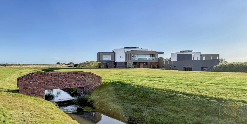 Main image of property: Artillery Drive, Limekilnburn, Hamilton, Lanarkshire, ML3