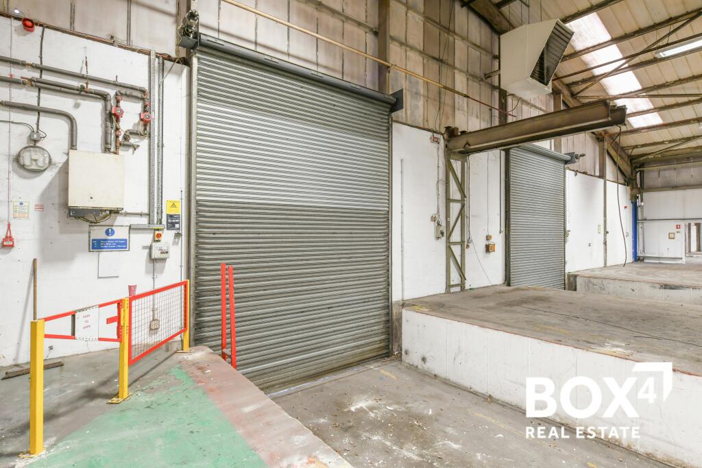 DSC_72312  lighter.jpg