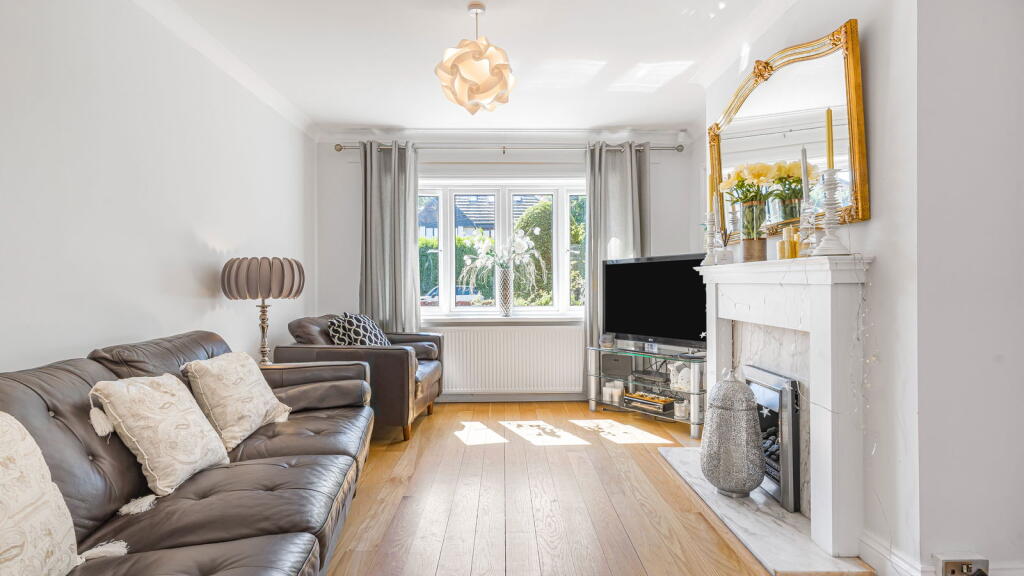 Main image of property: Four Oaks Common Road, Sutton Coldfield, B74 4NL