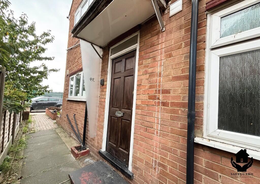 Main image of property: Starch House Lane, Ilford, London, IG6