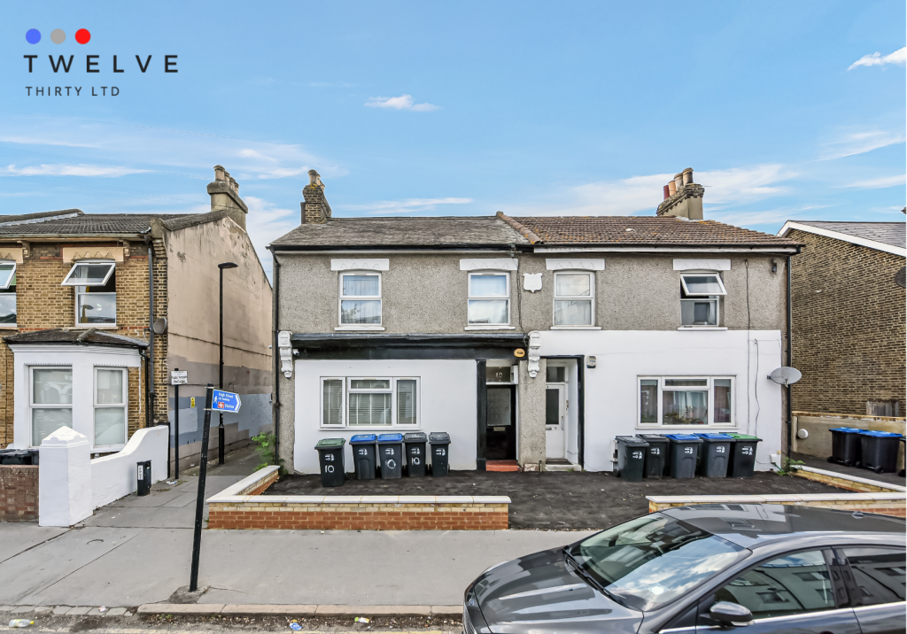 Main image of property: Studio to rent in Carmichael Road, South Norwood, SE25