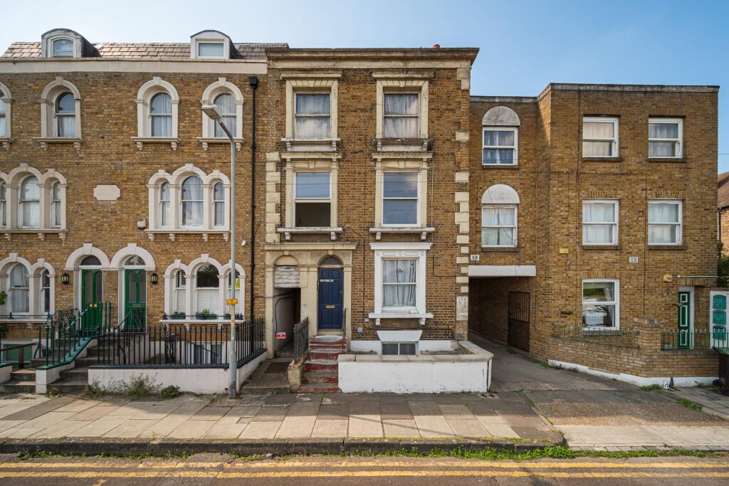Main image of property: Milton Place, Gravesend, DA12