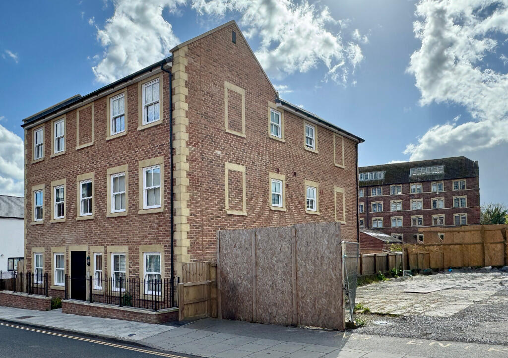 Main image of property: Castle Street, Trowbridge, Wiltshire, BA14