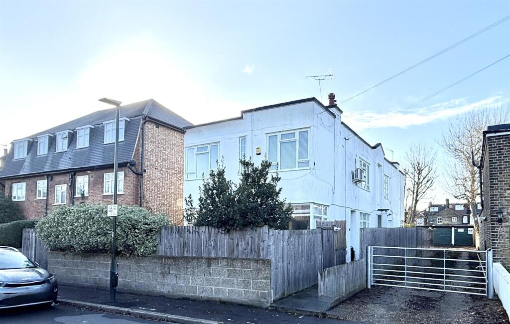 Main image of property: Second Cross Road, Twickenham