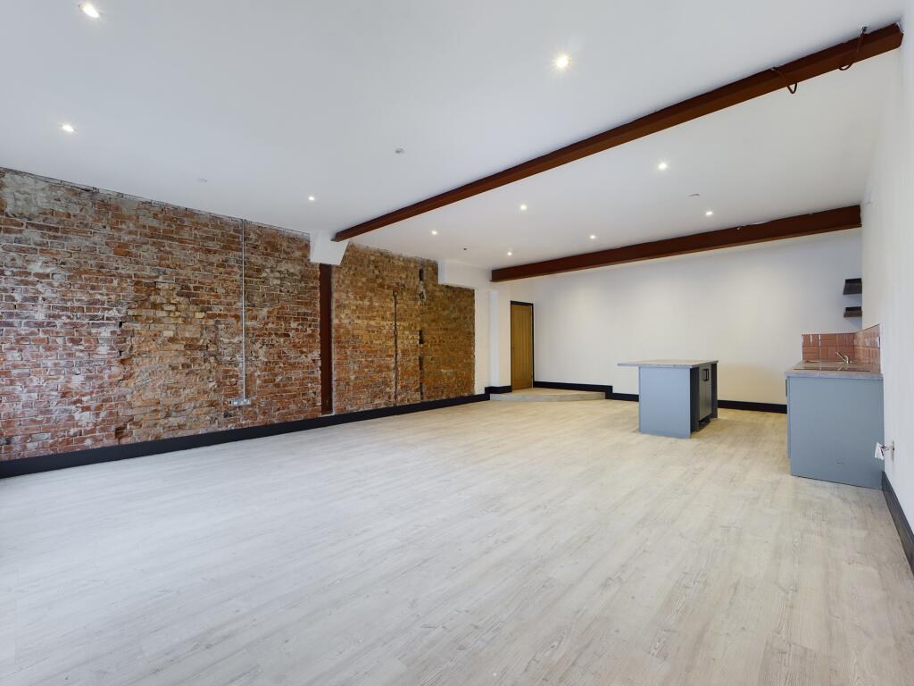 Main image of property: Kings Buildings, City Centre, Swansea, SA1