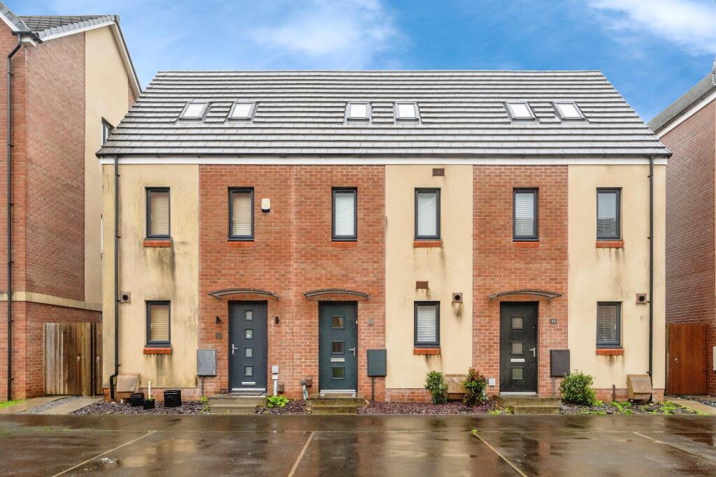 Main image of property: Golwg Y Garreg, Swansea, SA1