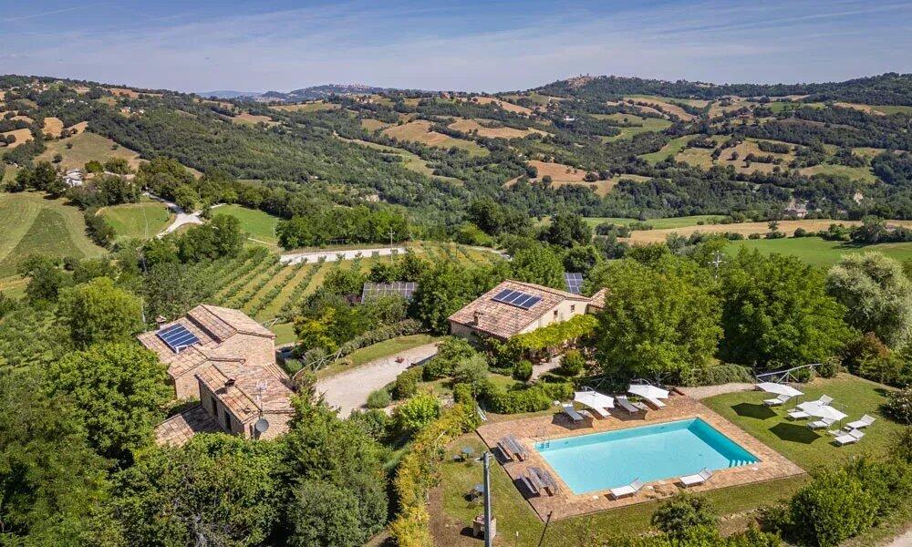Main image of property: Le Marche, Macerata, Sarnano