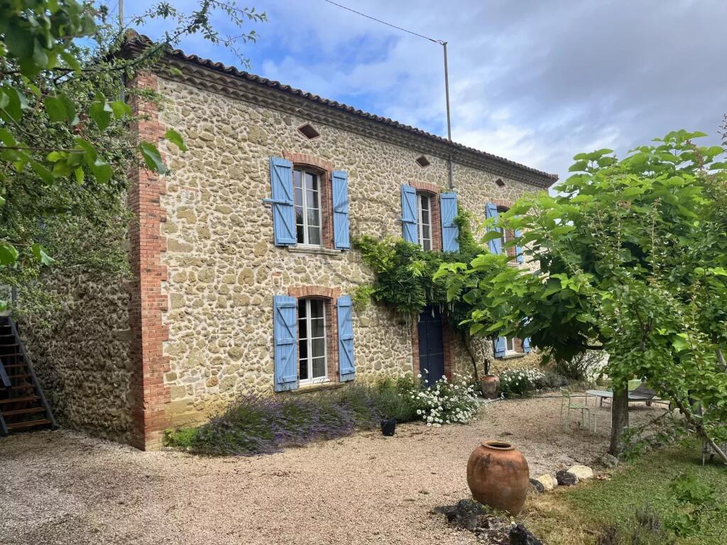Main image of property: Midi-Pyrénées, Haute-Garonne, Ambax