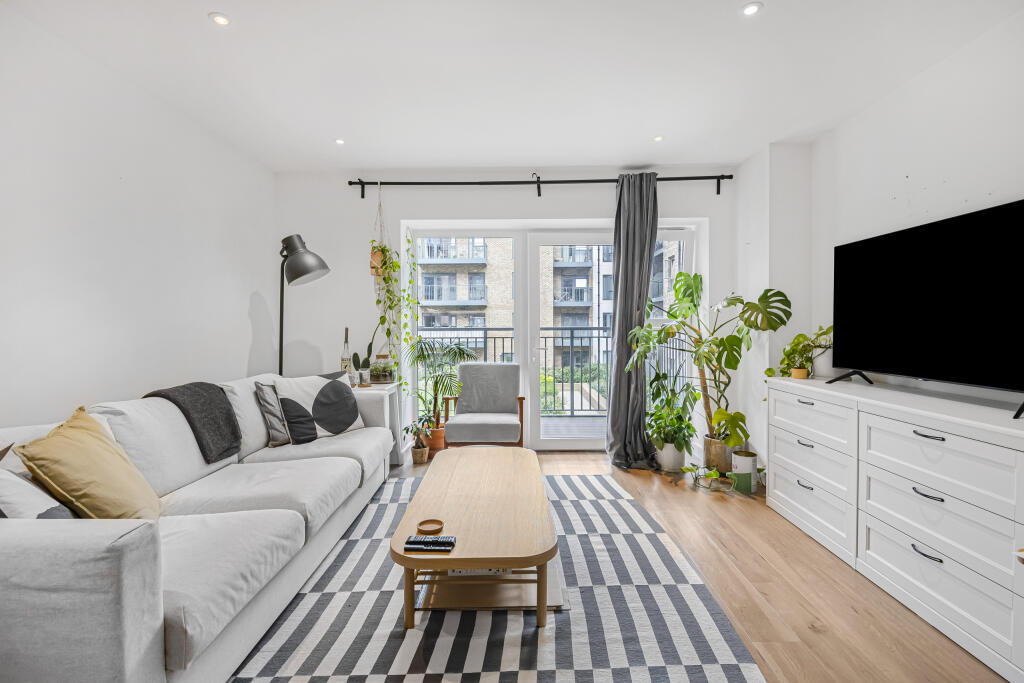 Main image of property: Beaufort Square, London