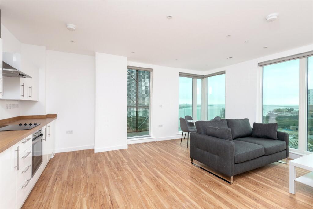 Main image of property: Chatham Waters, North House, Gillingham Gate Road, Gillingham, ME4