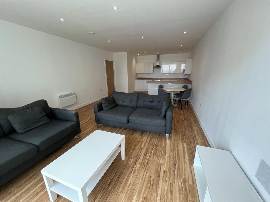 Main image of property: Chatham Waters, South House, Gillingham Gate Road, Gillingham, ME4