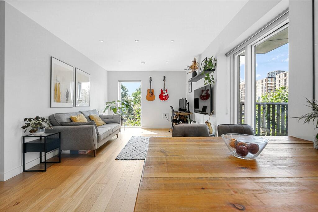 Main image of property: 23 Maud Street, Canning Town, London, E16