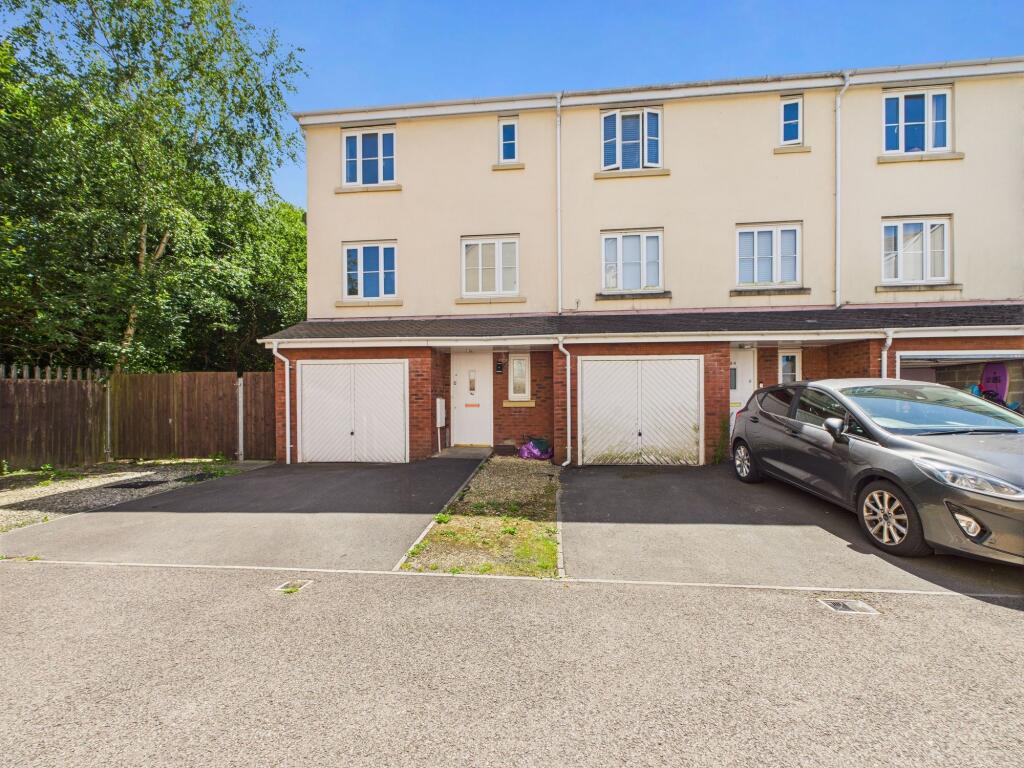 Main image of property: Ffordd Yr Afon, Gorseinon, SA4