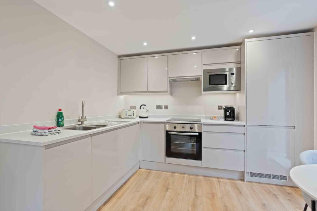 Main image of property: Flat 76, 53, Centenary House, North Street Leeds, LS2 8JB