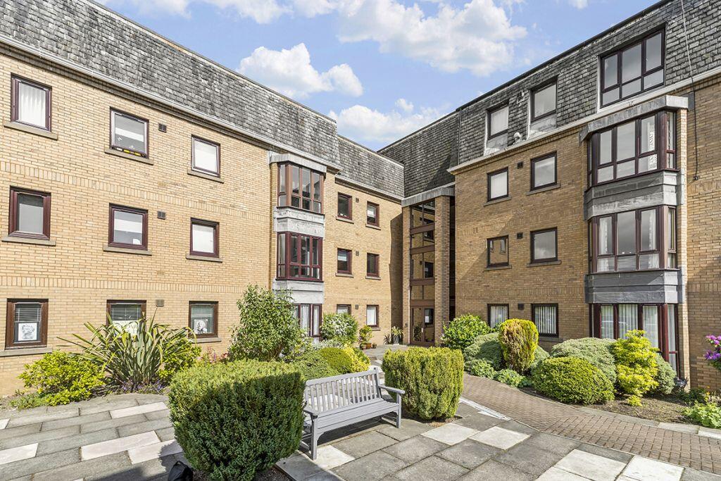 Main image of property: Flat 32, Building 4, Gillsland Road, EDINBURGH, EH10 5BW
