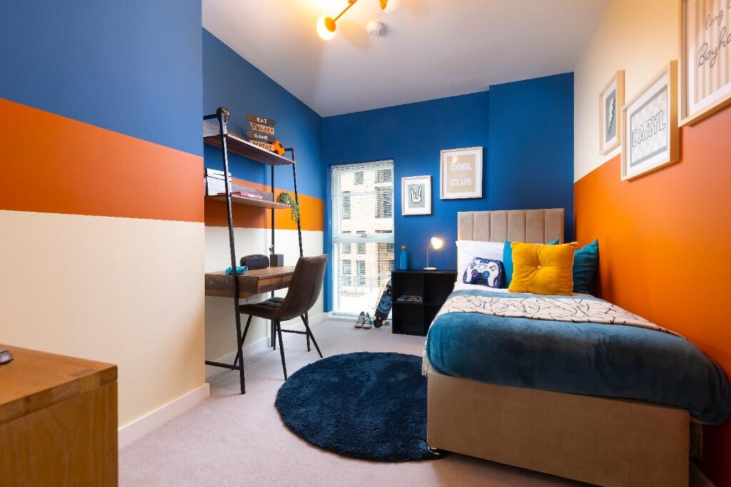 Main image of property: Blocks A,
Crown Trading Centre,
Clayton Road,
Hayes,
UB31DU