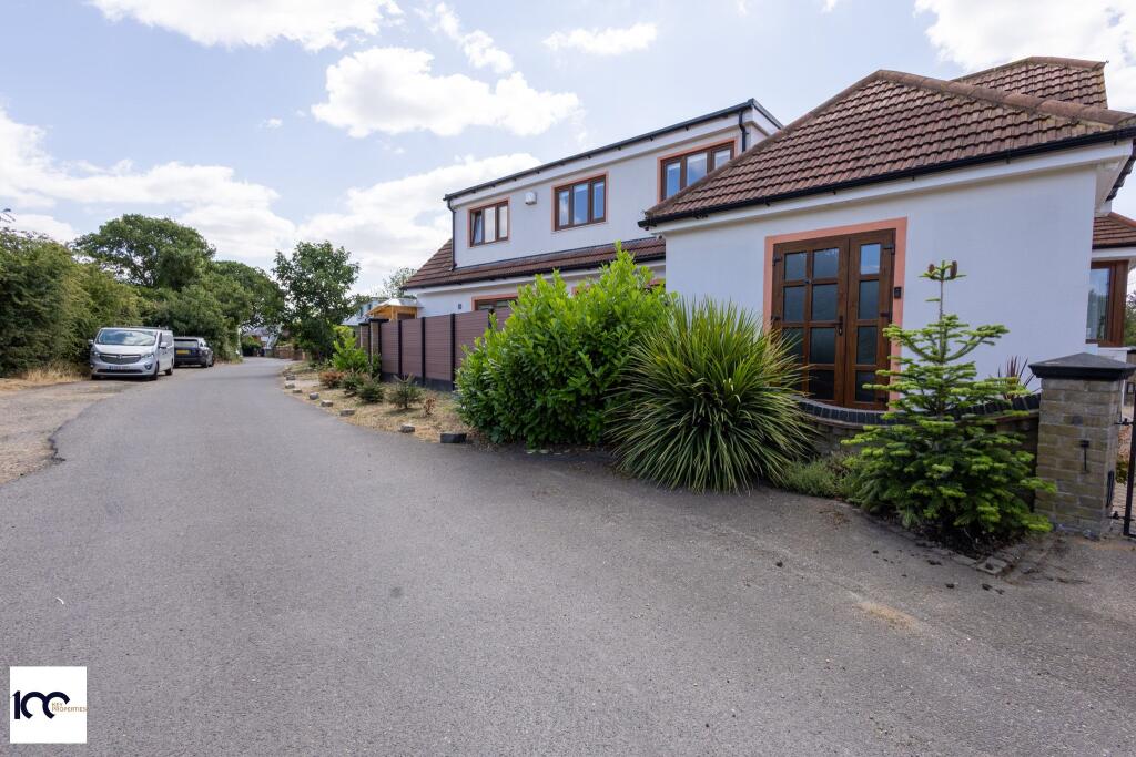 Main image of property: Berwick Road, Rainham
