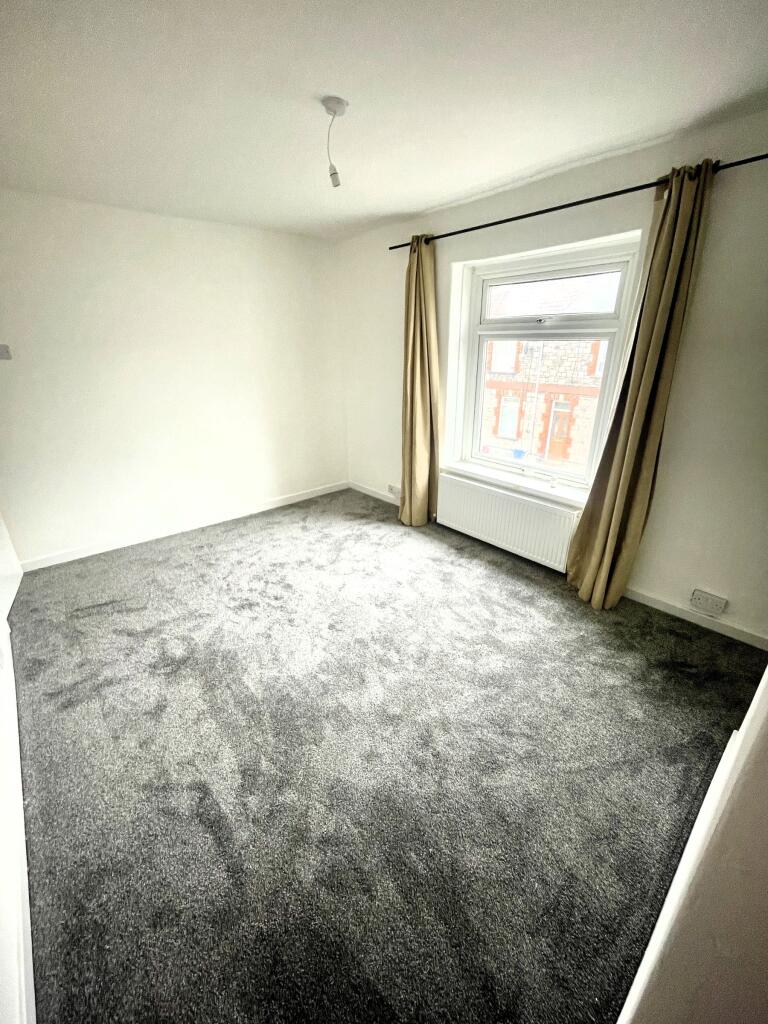 2 bedroom terraced house