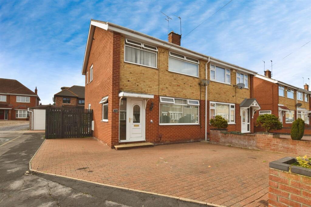 Main image of property: Roslyn Crescent, Hedon, Hull
