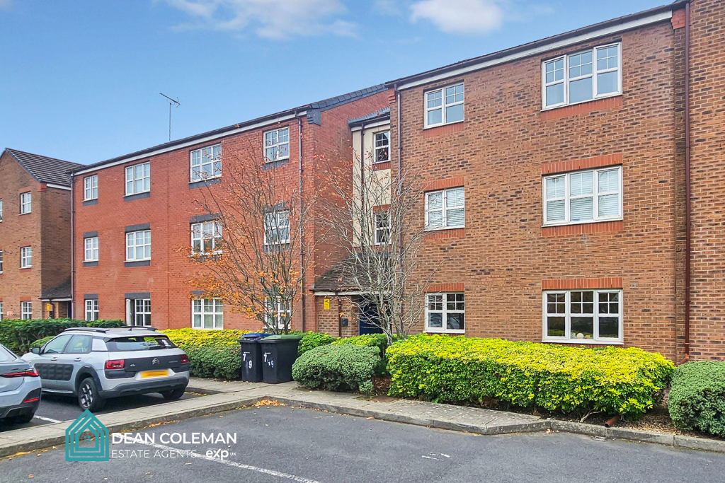 Main image of property: Long Saw Drive, Northfield, B31 5BN
