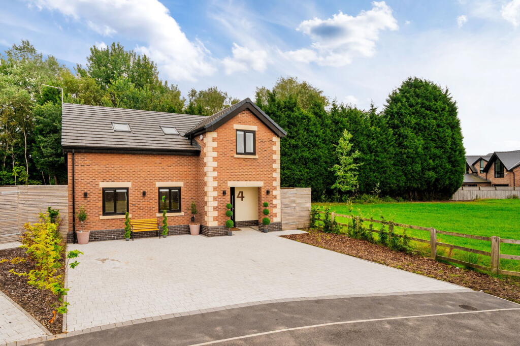 Main image of property: Nook View, Droylsden, Manchester