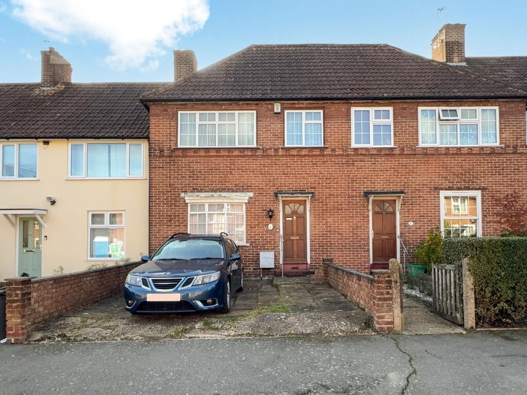 Main image of property: Framlingham Crescent, London, SE9