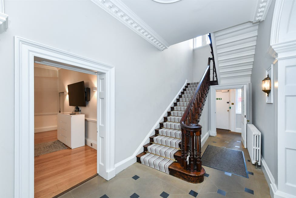 St james Street 14.png