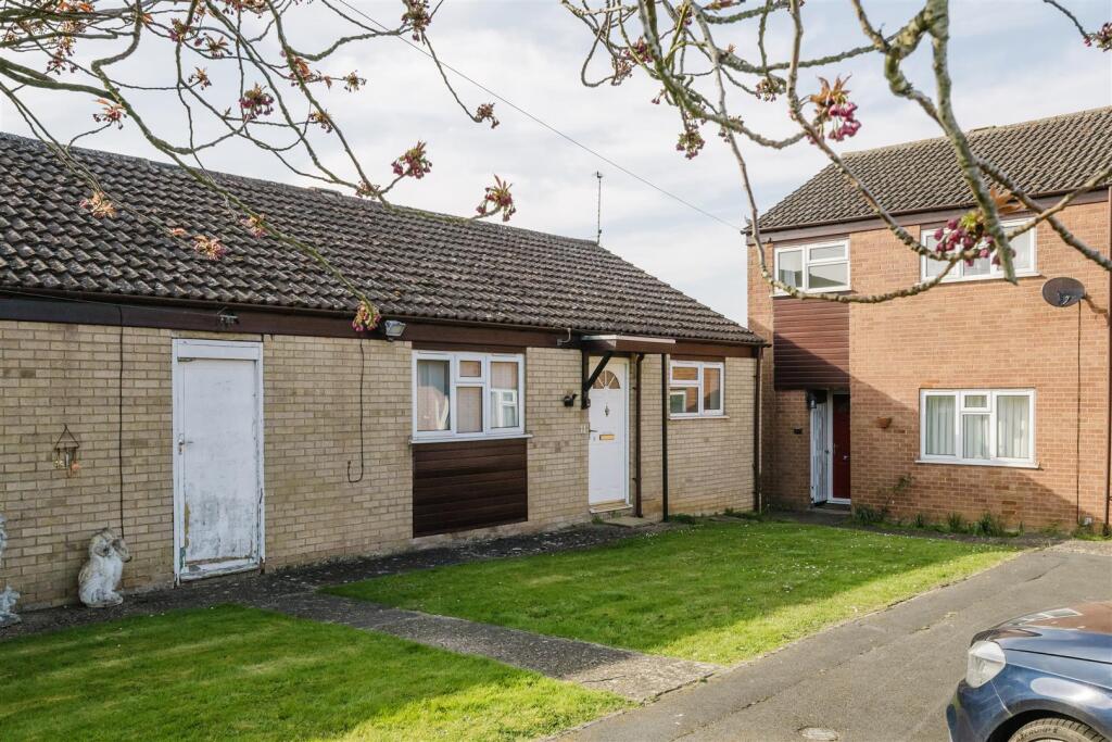 Main image of property: Jubilee Close, Islip, Northamptonshire, NN14