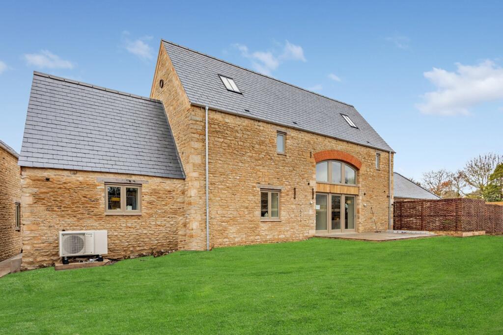 Main image of property: North Street, Titchmarsh, North Northamptonshire, NN14