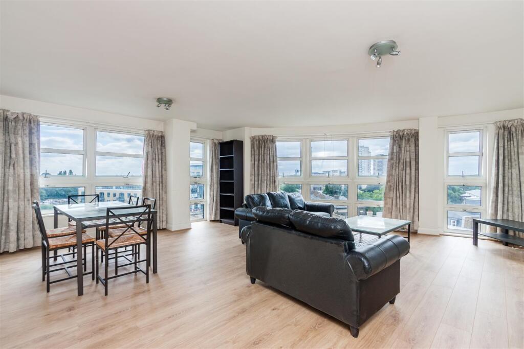 Main image of property: Rivers House ¦ Kew Bridge ¦ Riverside ¦ W4