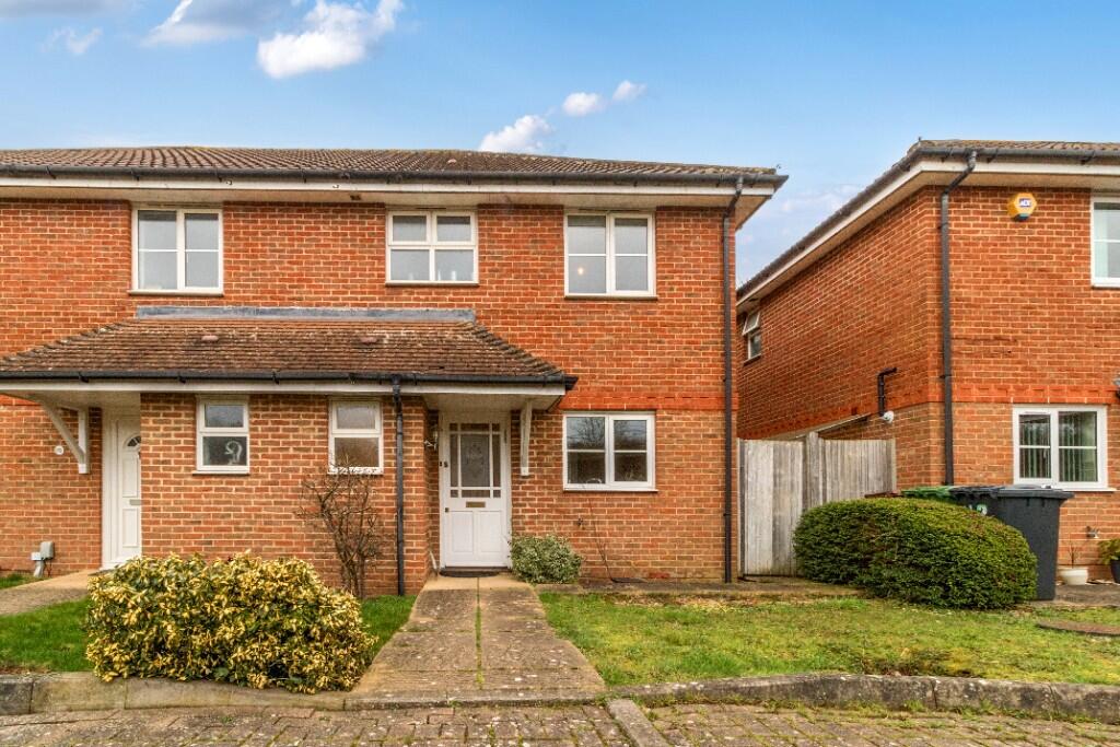 Main image of property: Beechfield Close, Borehamwood, Hertfordshire, WD6