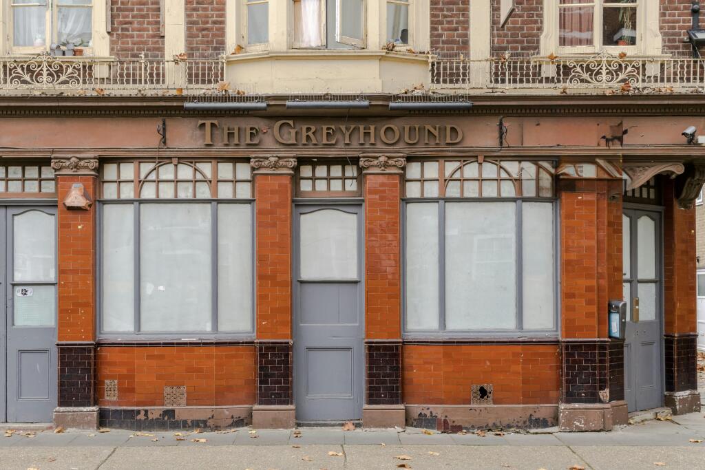 49 Becklow Road10.jpg