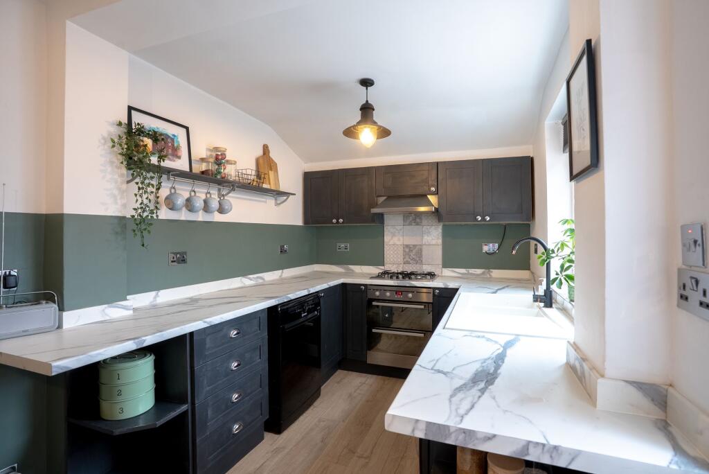 Main image of property: Glebelands Road, Sale, M33