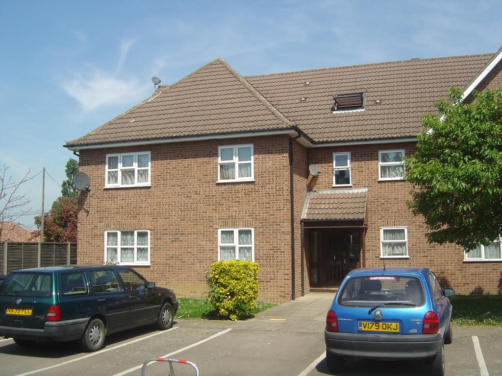Main image of property: Russet Close, Stewartby, MK43