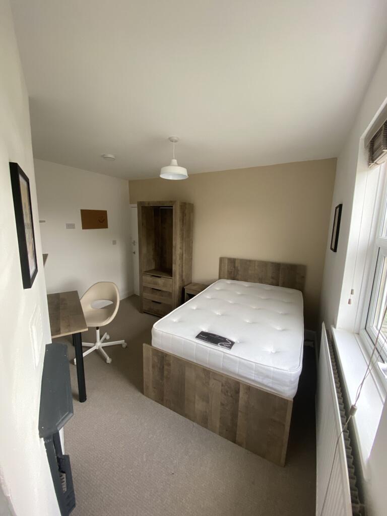 Main image of property: Osborne Street