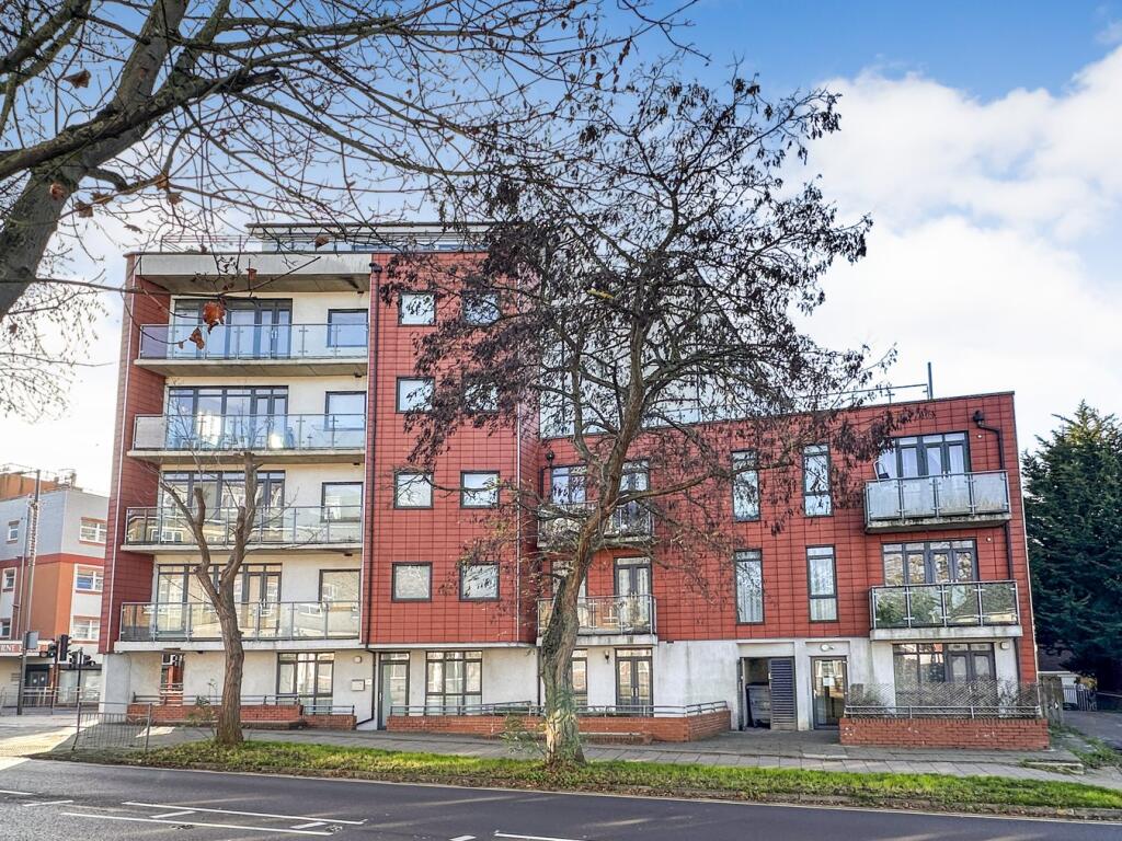 Main image of property: Shaftesbury Avenue, South Harrow, Harrow, HA2