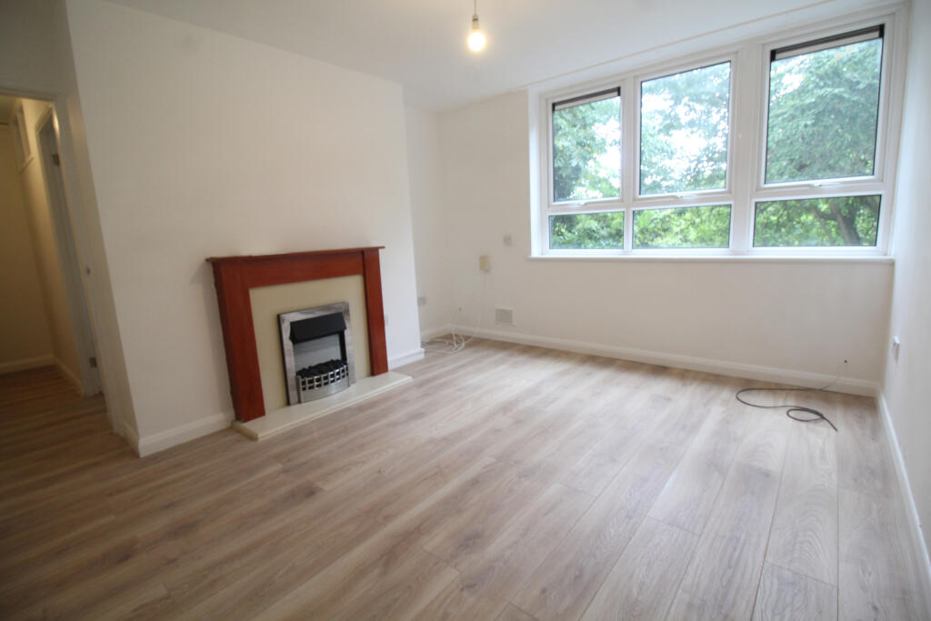 Main image of property: Wembury Gardens, Leicester, Leicestershire