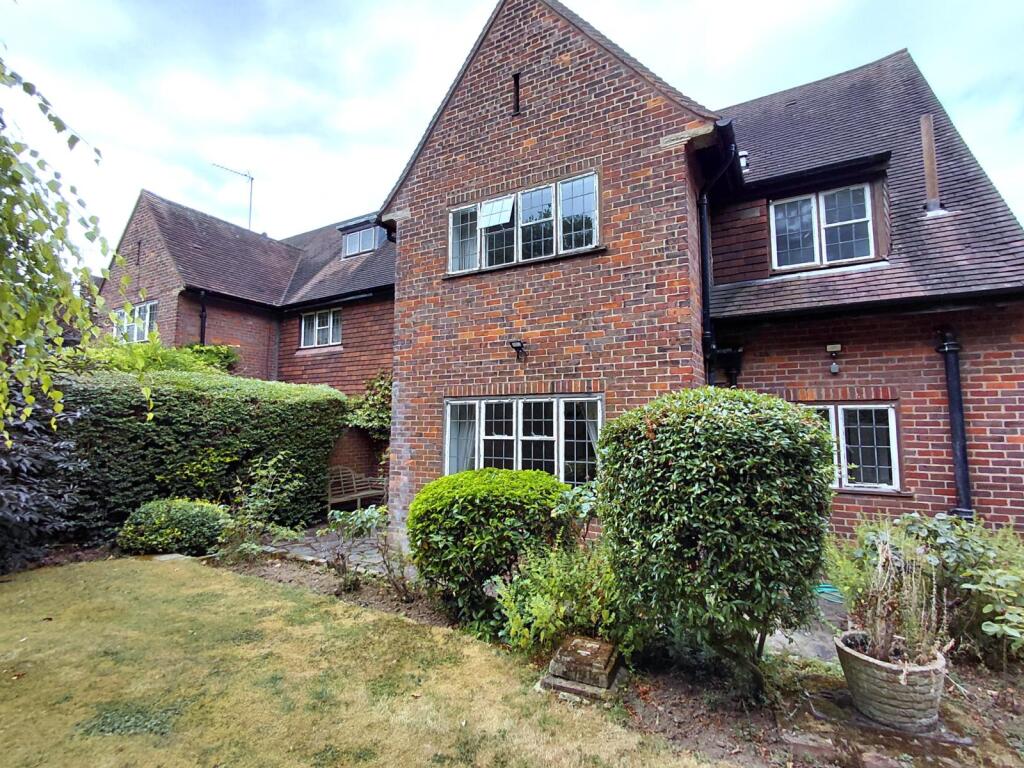 Main image of property: Edmunds Walk N2 