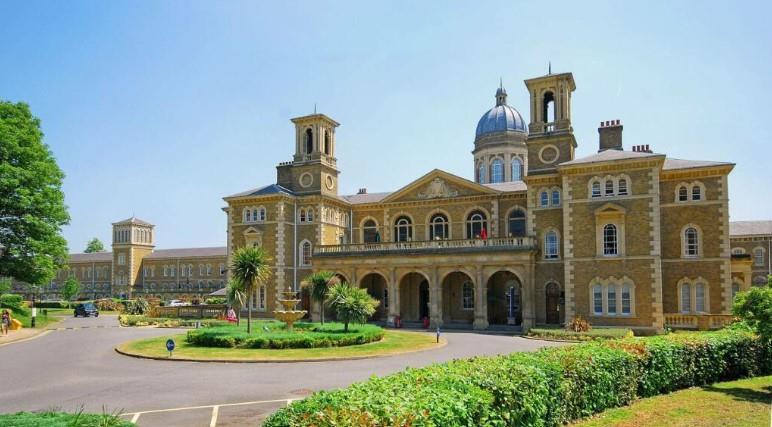 Main image of property: Princess Park Manor, New Southgate, London N11