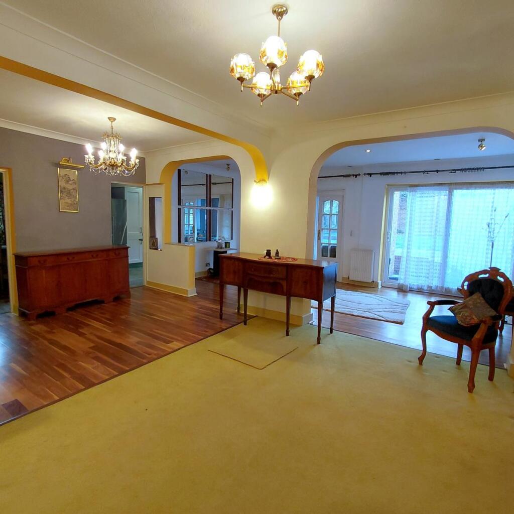 Main image of property: Walmington Fold, Woodside Park, London N12 