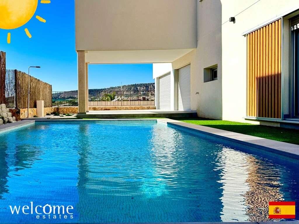 Main image of property: Valencia, Alicante, La Finca Golf