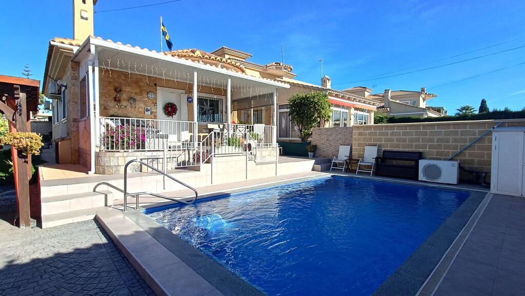 Main image of property: Valencia, Alicante, La Siesta